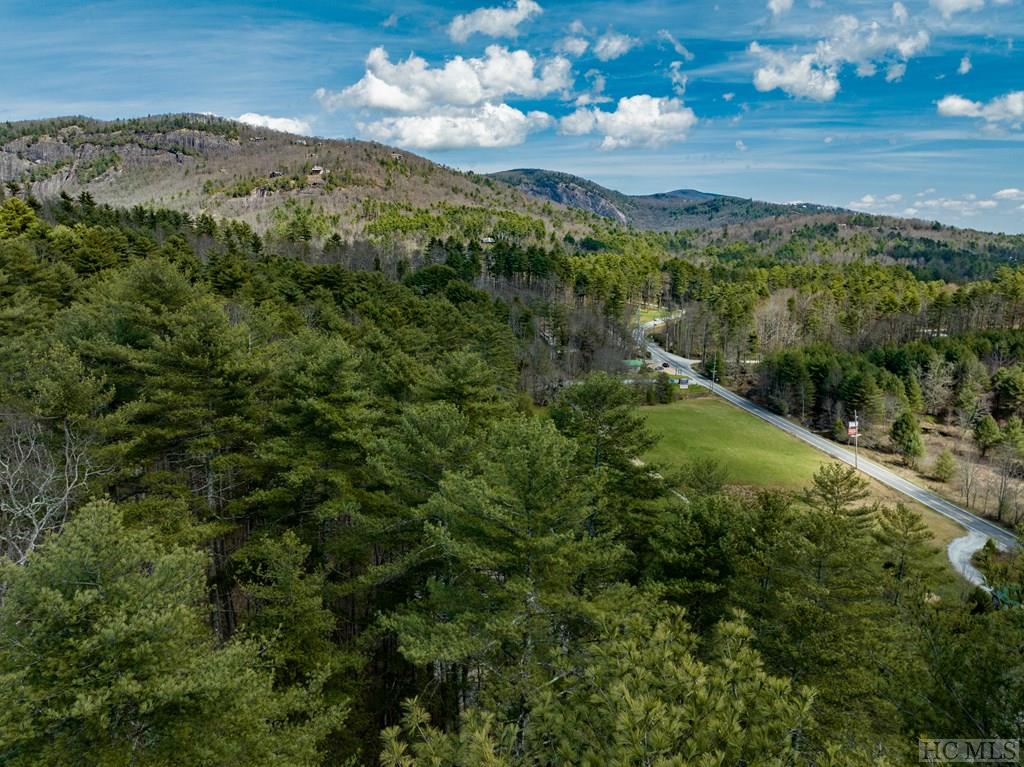 64 E Road Cashiers, NC 28717 - Photo 16 of 24 Gallery Image 16