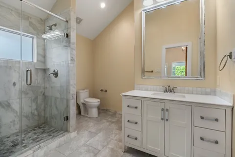 $2,975,000 | 802 Flint River Drive, Houston, TX 77024