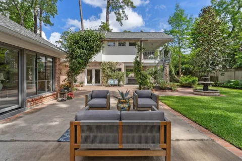 $2,975,000 | 802 Flint River Drive, Houston, TX 77024