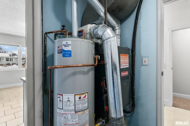 $159,900 | 2512 Sutherland Road, Springfield, IL 62702