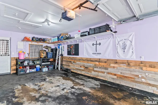 $159,900 | 2512 Sutherland Road, Springfield, IL 62702