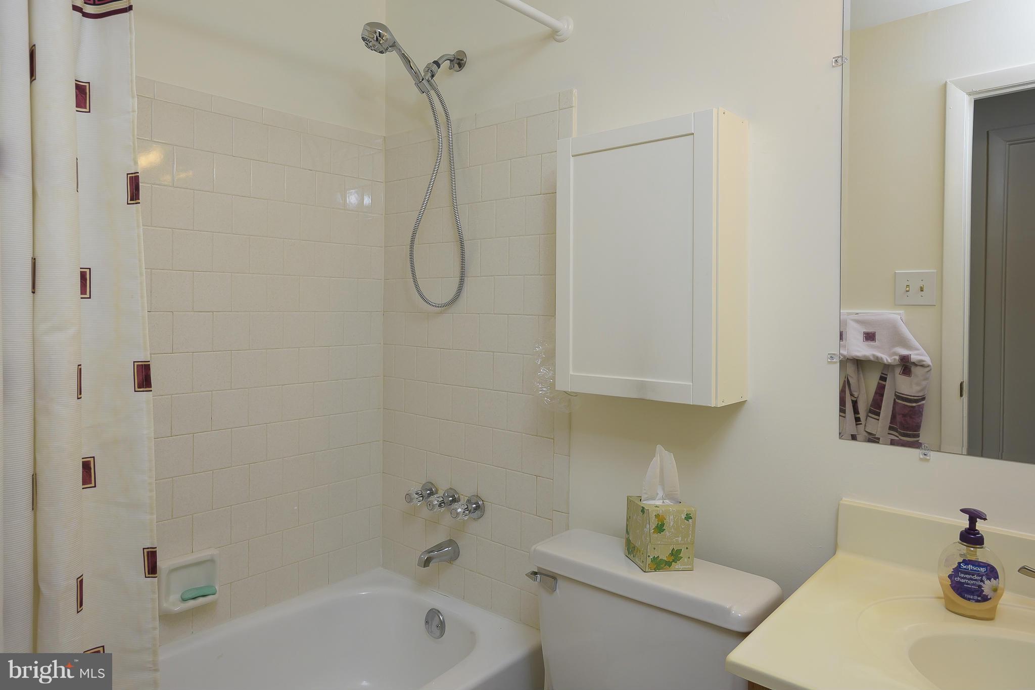 10522 East Wind Way Columbia, MD 21044 - Photo 15 of 26 Bath