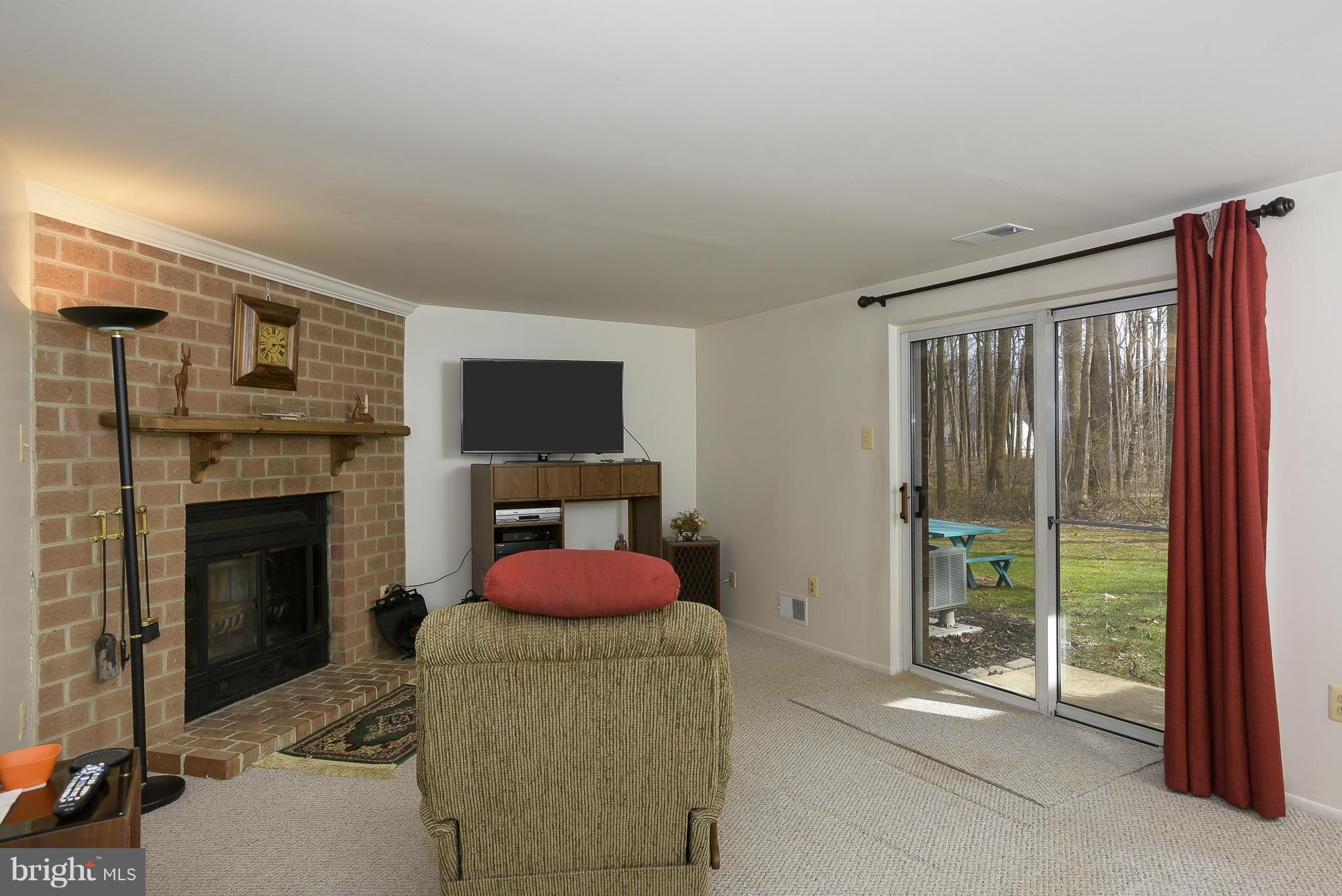 10522 East Wind Way Columbia, MD 21044 - Photo 18 of 26 Family Room