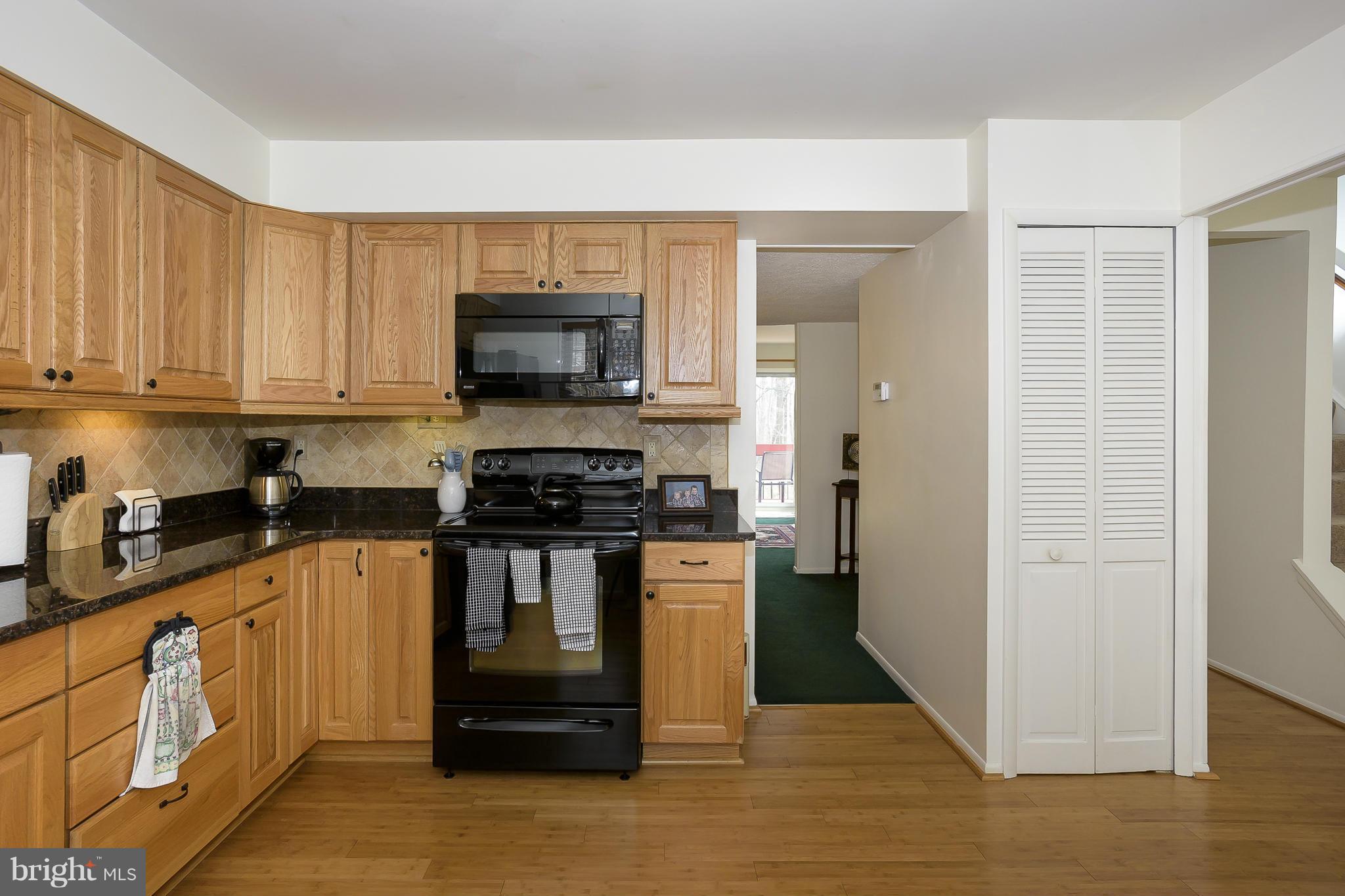 10522 East Wind Way Columbia, MD 21044 - Photo 4 of 26 Kitchen
