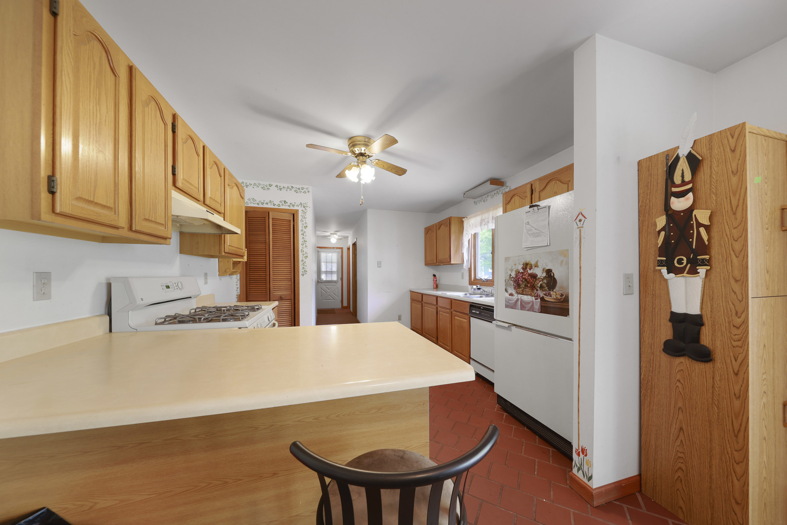 109 Selma Street Utica, IL 61373 - Photo 9 of 24