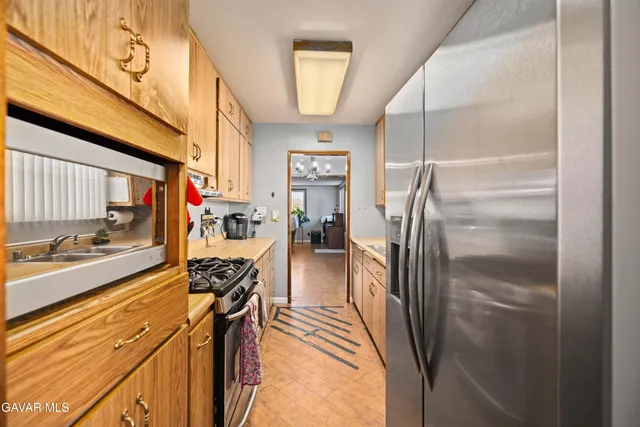 a view of a walk in closet