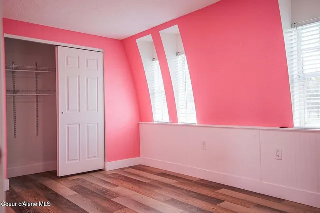 $900,000 | 2585 Clagstone Road, Spirit Lake, ID 83869