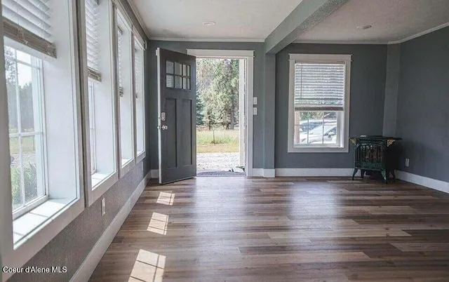 $900,000 | 2585 Clagstone Road, Spirit Lake, ID 83869