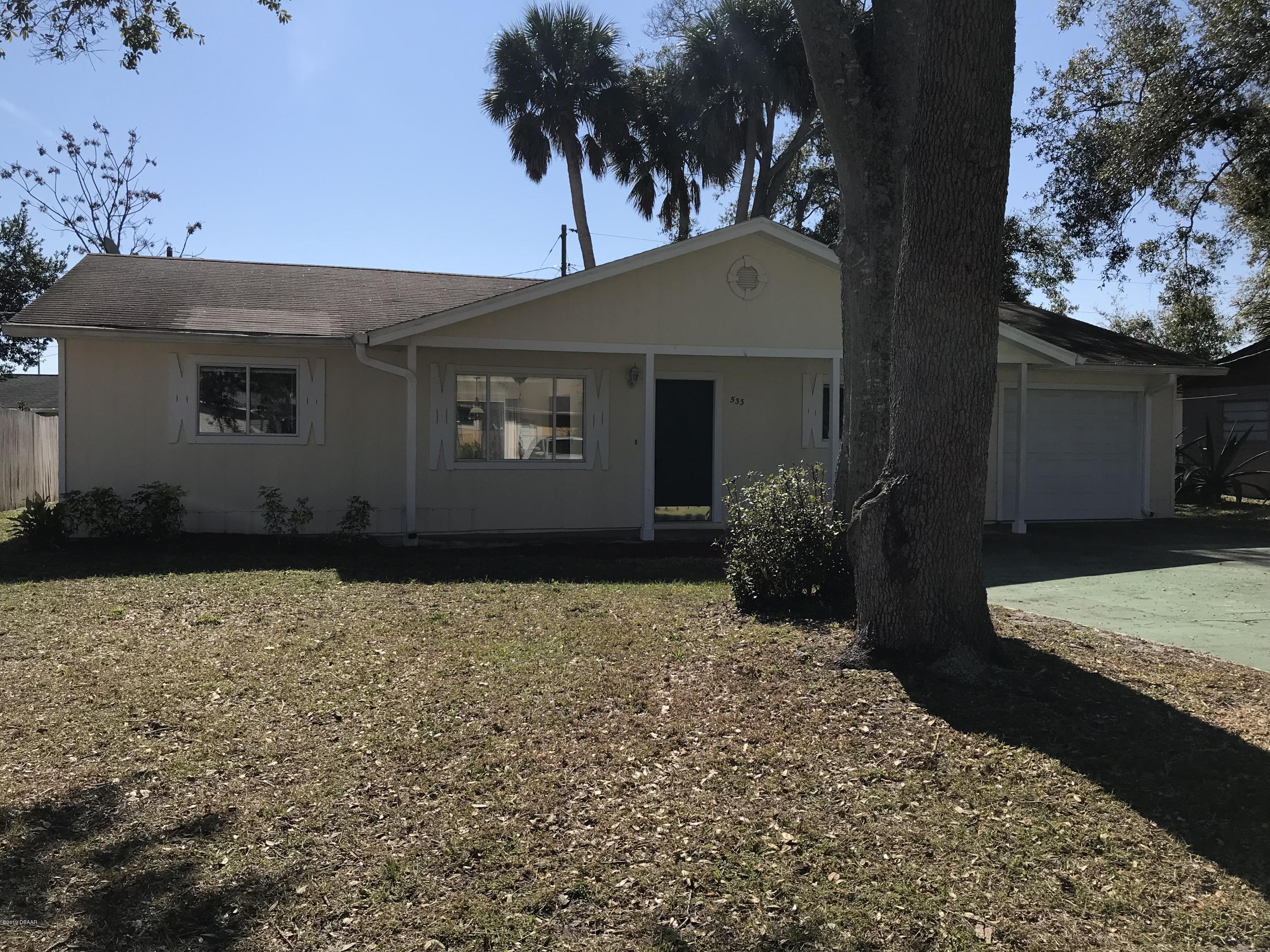 533 Northern Road South Daytona, FL 32119 - Photo 1 of 14 Front