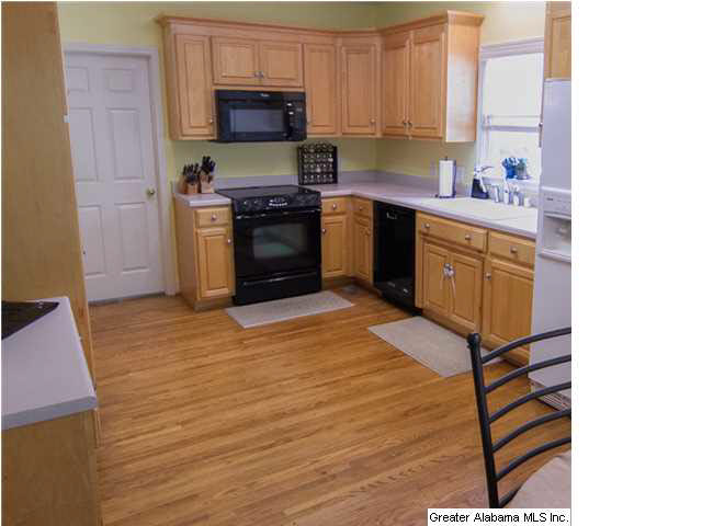 1714 Sandy Ridge Way Birmingham, AL 35244 - Photo 8 of 32