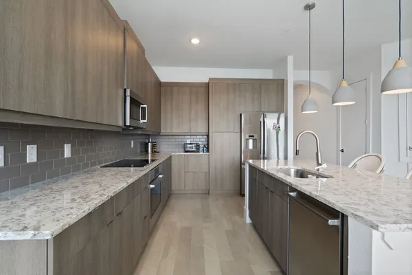 $630,000 | 199 Waterpoint Court, Unit 310, Conroe, TX 77304