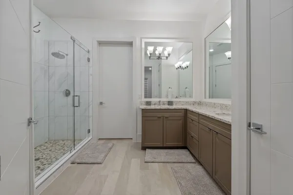 $630,000 | 199 Waterpoint Court, Unit 310, Conroe, TX 77304