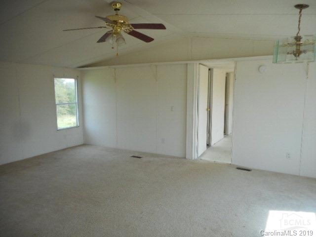 819 Sheffield Road Harmony, NC 28634 - Photo 2 of 16 Gallery Image 2