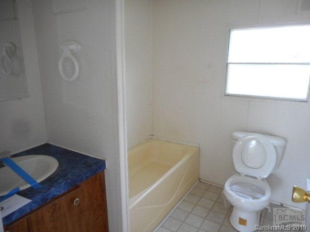 819 Sheffield Road Harmony, NC 28634 - Photo 12 of 16 Gallery Image 12