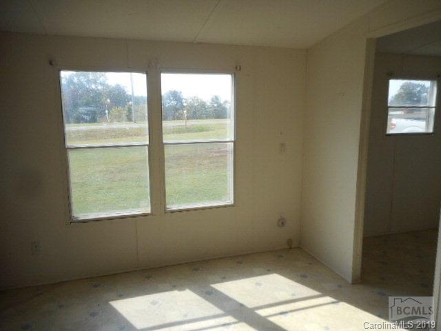 819 Sheffield Road Harmony, NC 28634 - Photo 4 of 16 Gallery Image 4