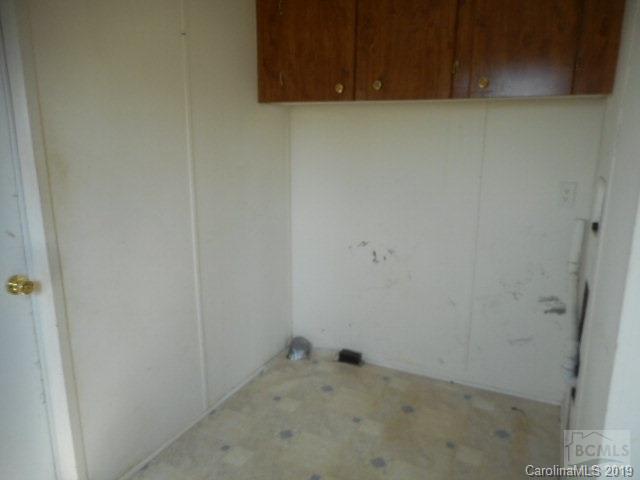 819 Sheffield Road Harmony, NC 28634 - Photo 5 of 16 Gallery Image 5