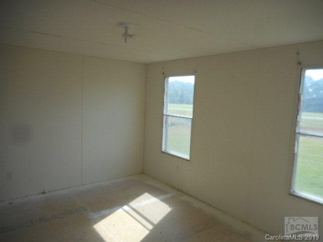 819 Sheffield Road Harmony, NC 28634 - Photo 6 of 16 Gallery Image 6