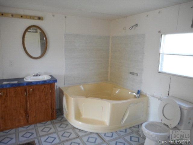 819 Sheffield Road Harmony, NC 28634 - Photo 7 of 16 Gallery Image 7