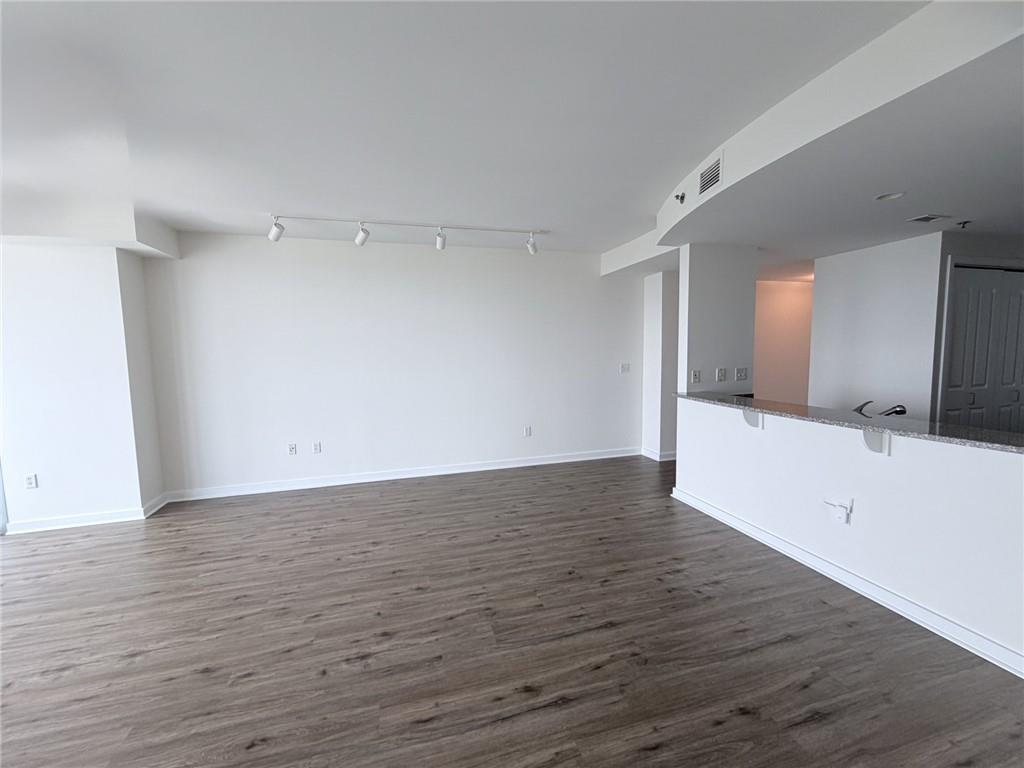 3338 Peachtree Road Northeast, Unit 3302 Atlanta, GA 30326 - Photo 4 of 27