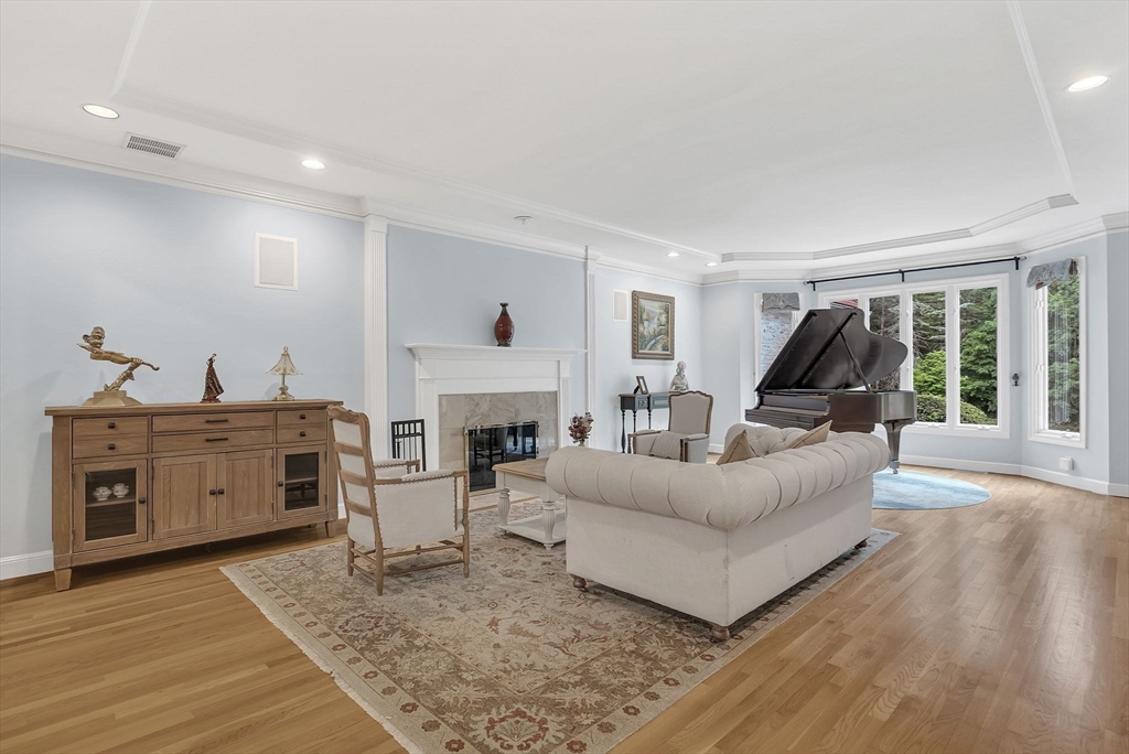 784 Strawberry Hill Road Concord, MA 01742 - Photo 14 of 41