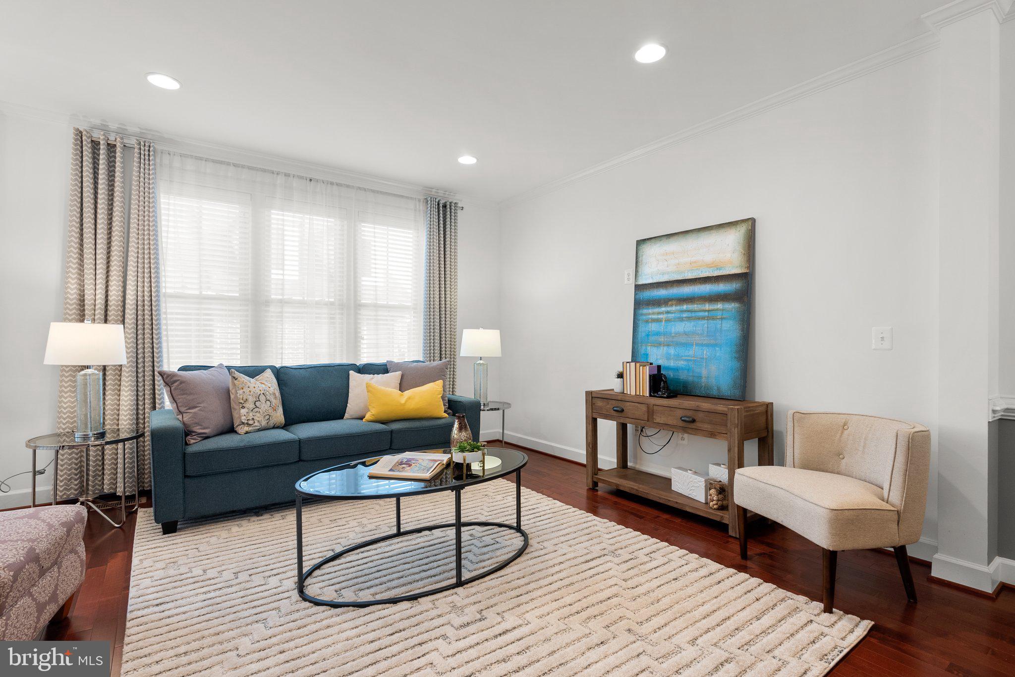 3315 Kemper Road Arlington, VA 22206 - Photo 12 of 52 Extra tall 9' Ceilings