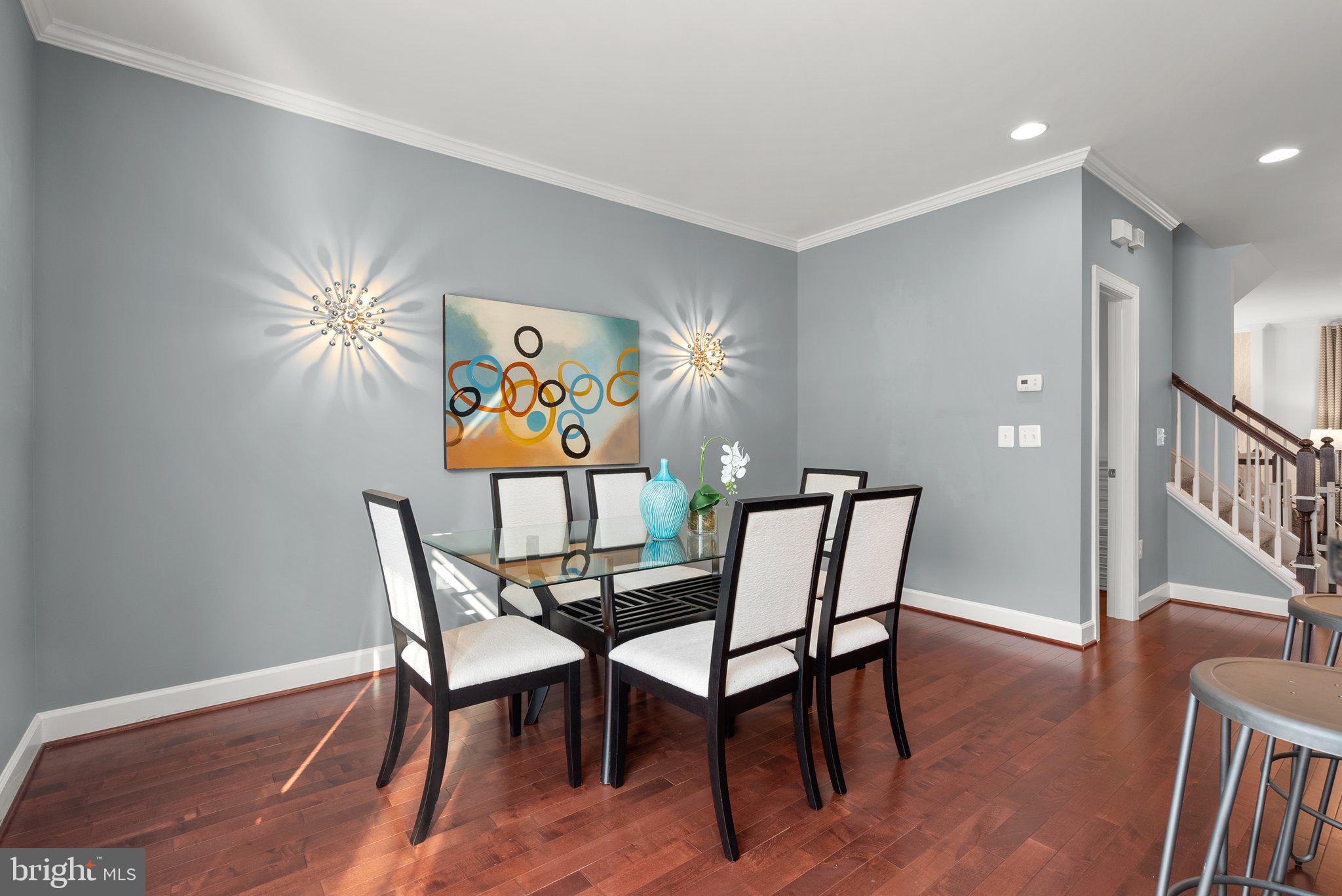 3315 Kemper Road Arlington, VA 22206 - Photo 20 of 52 Informal Dining area or family seating room space