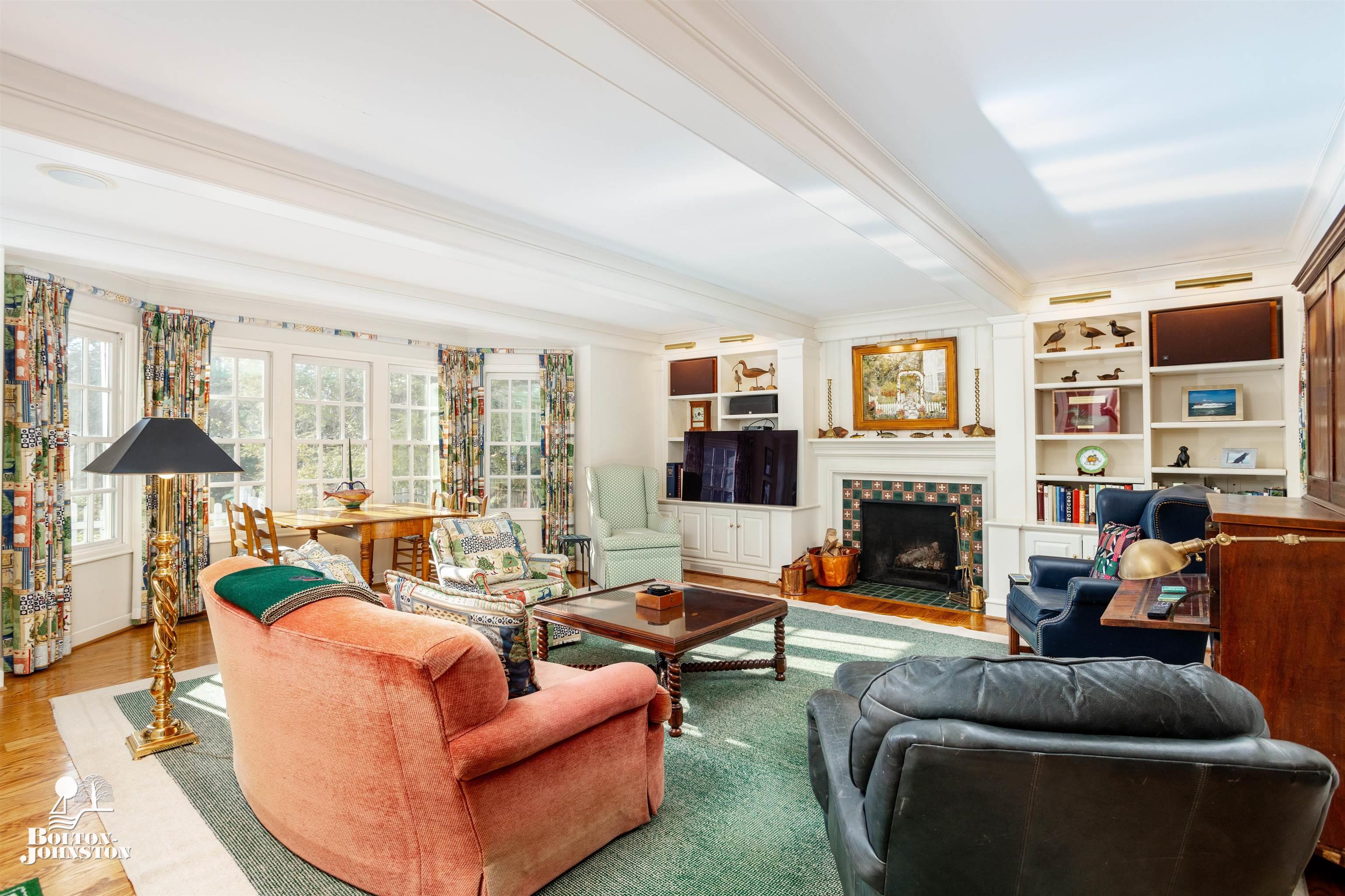 77 Merriweather Road Grosse Pointe, MI 48236 - Photo 20 of 73 Family Room