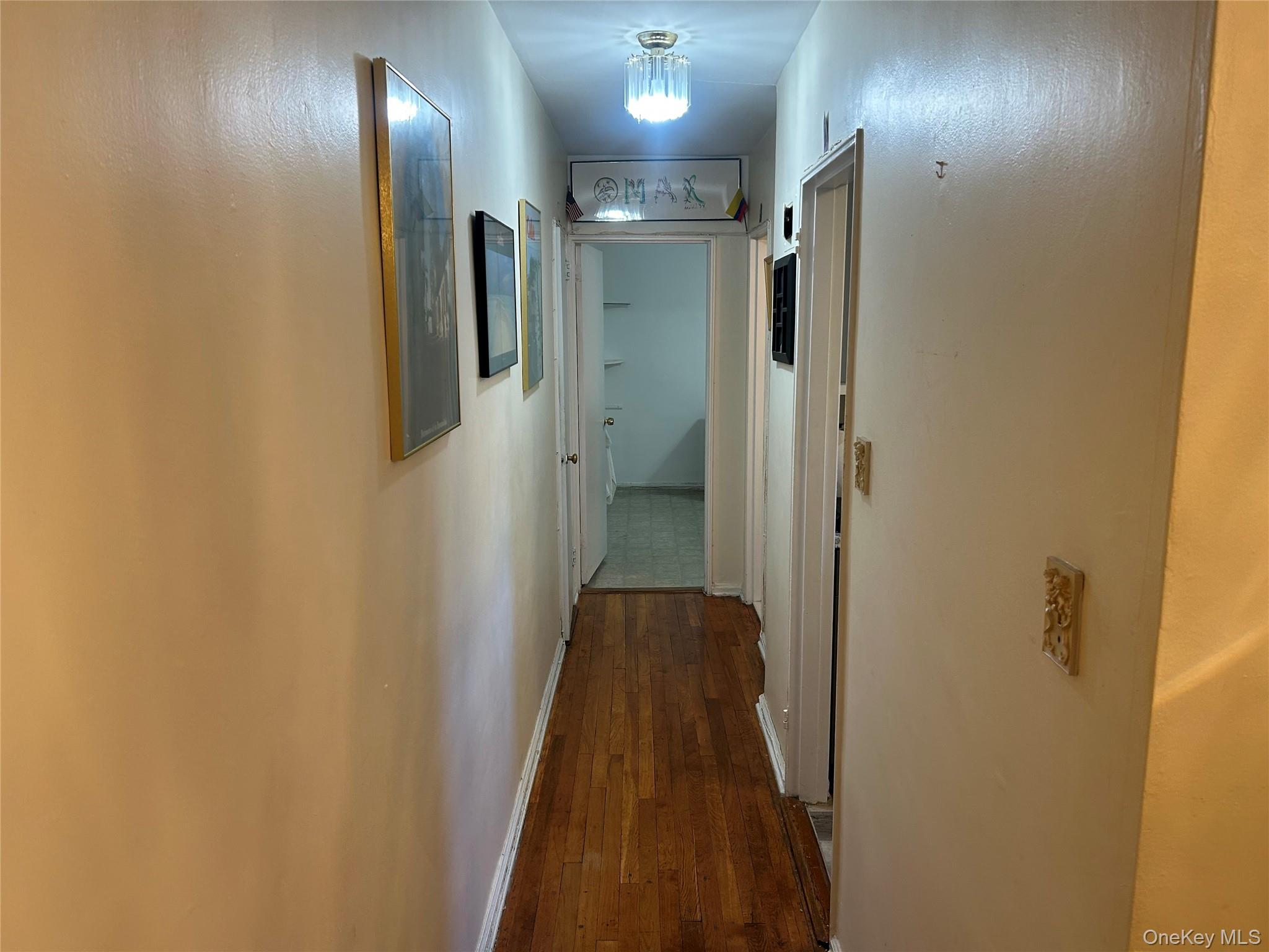 83-20 98th Street, Unit 5J Queens, NY 11421 - Photo 11 of 17 a view of hallway with shower