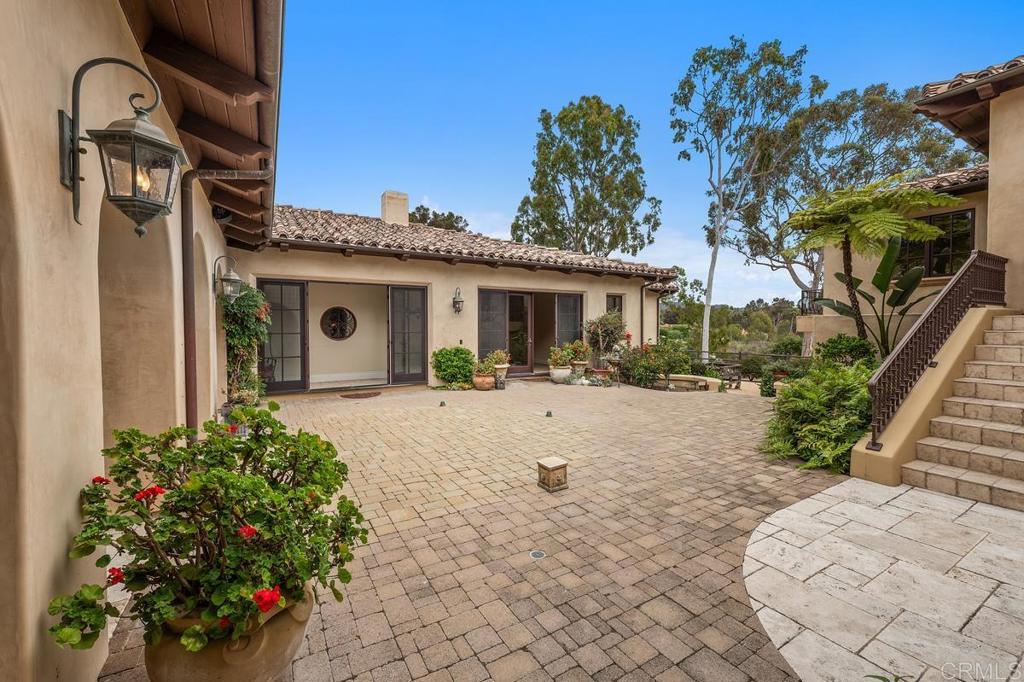 7090 Via Guadalupe Rancho Santa Fe, CA 92067 - Photo 33 of 59