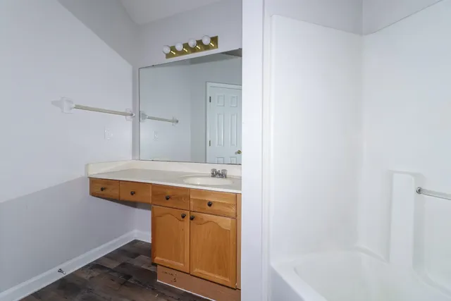 $1,695 | 7068 Kings Crown Drive, Memphis, TN 38125