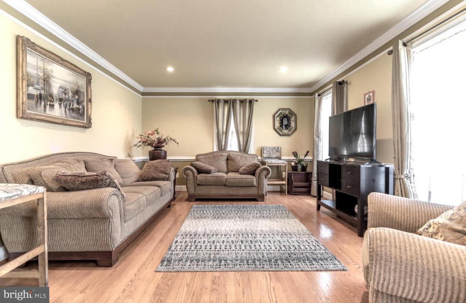 11708 Piedmont Road Clarksburg, MD 20871 - Photo 6 of 39