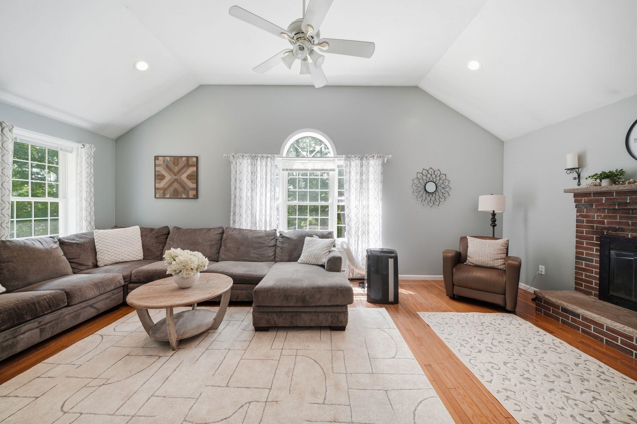 4 Long Meadow Road Windham, NH 03087 - Photo 23 of 57