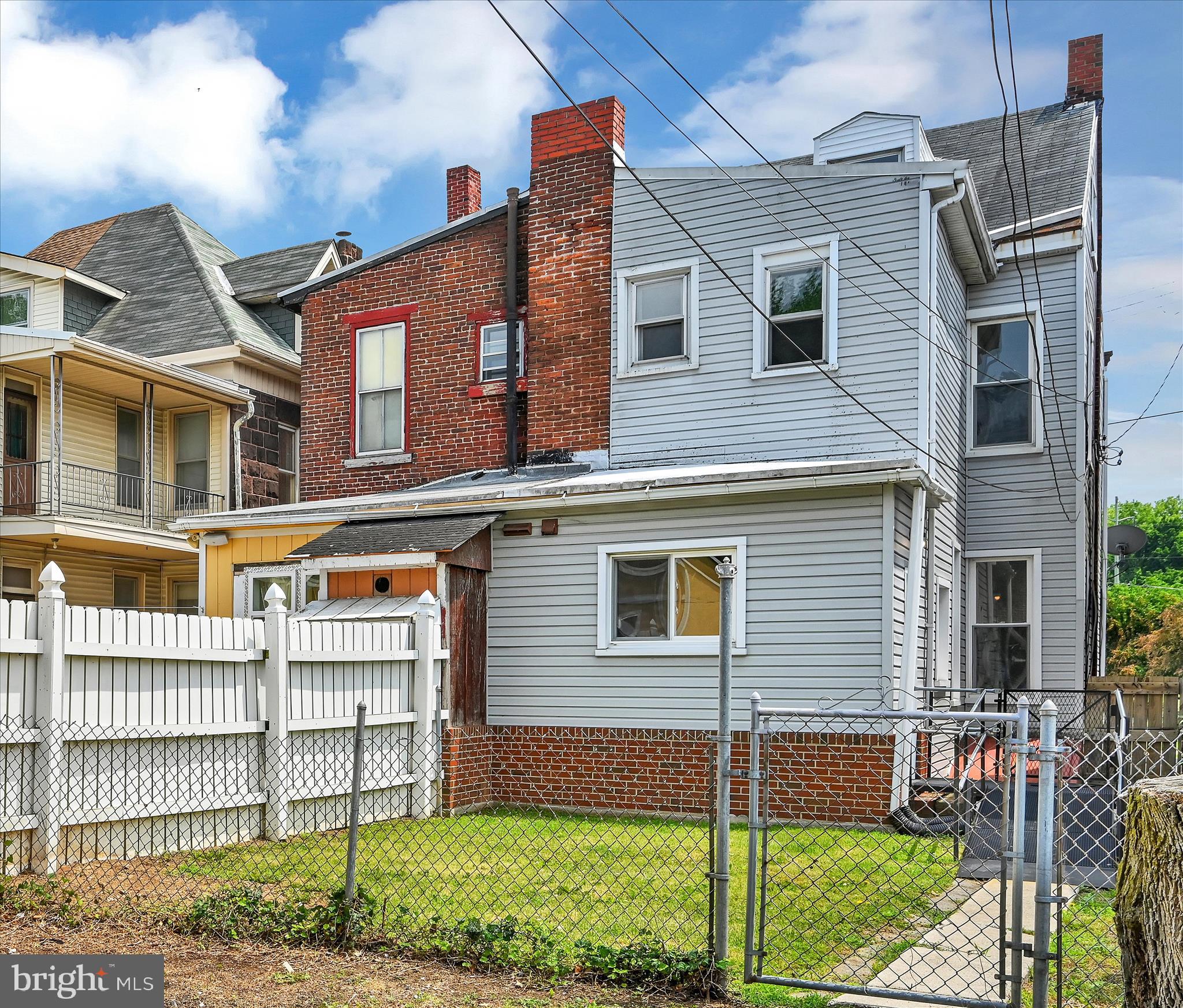 1127 Walnut Street Lebanon, PA 17042 - Photo 27 of 30 Common - Exterior Back