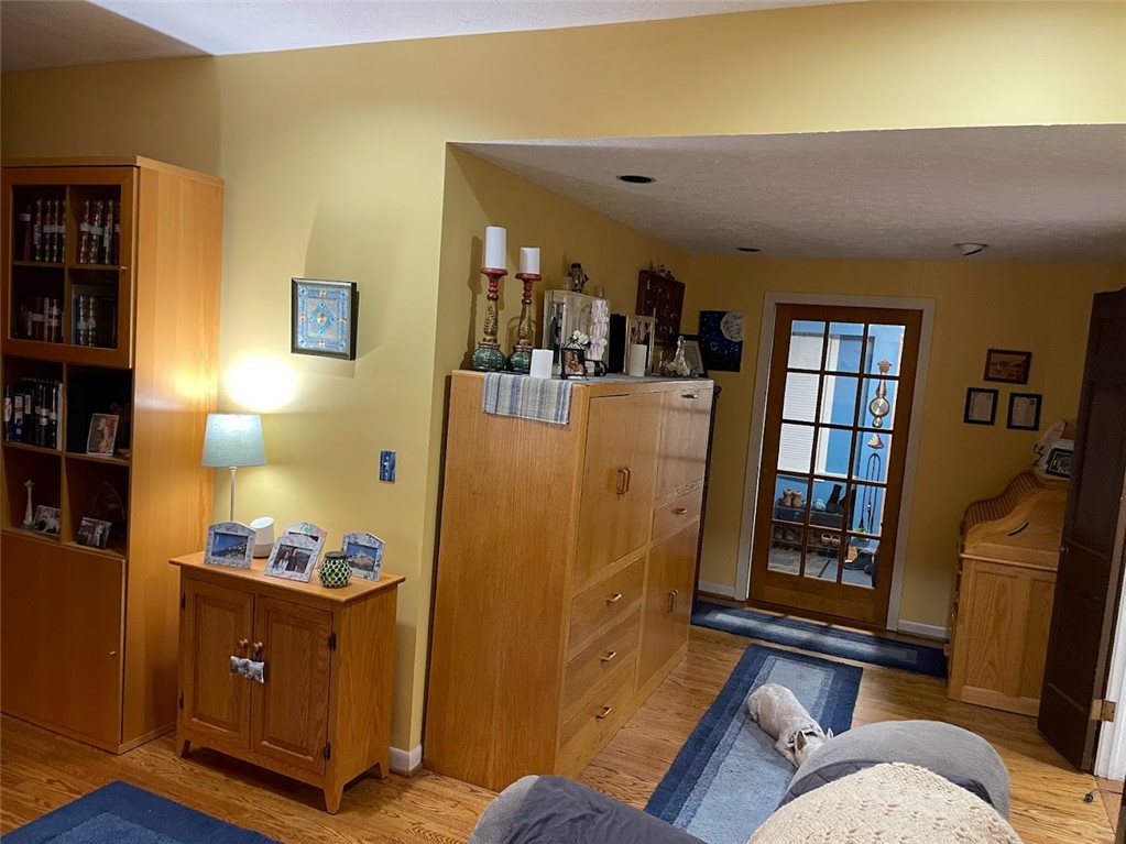 50 Greenview Drive Rochester, NY 14620 - Photo 20 of 25 Entrance hall