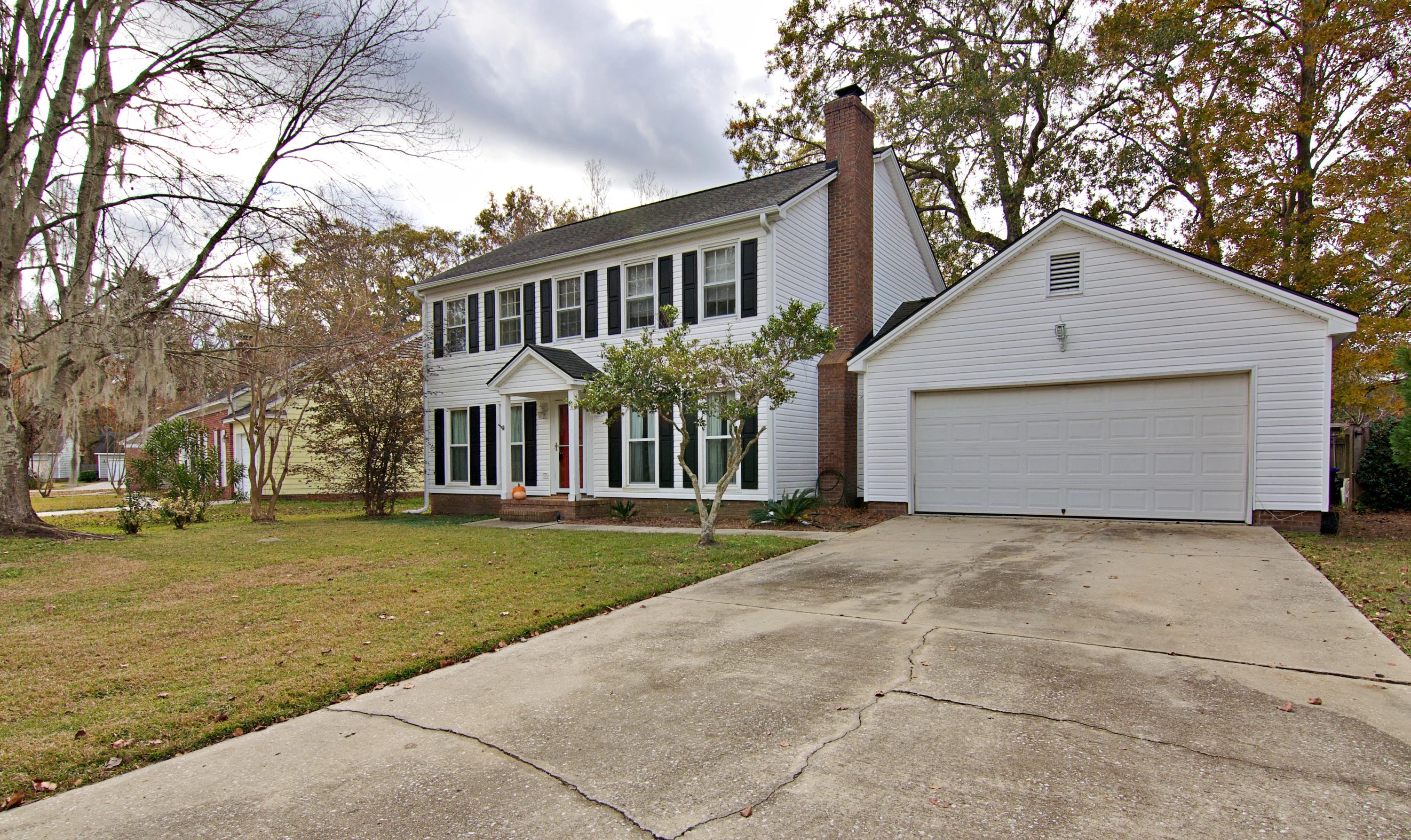 427 Hamlet Road Summerville, SC 29485 - Photo 2 of 31 2