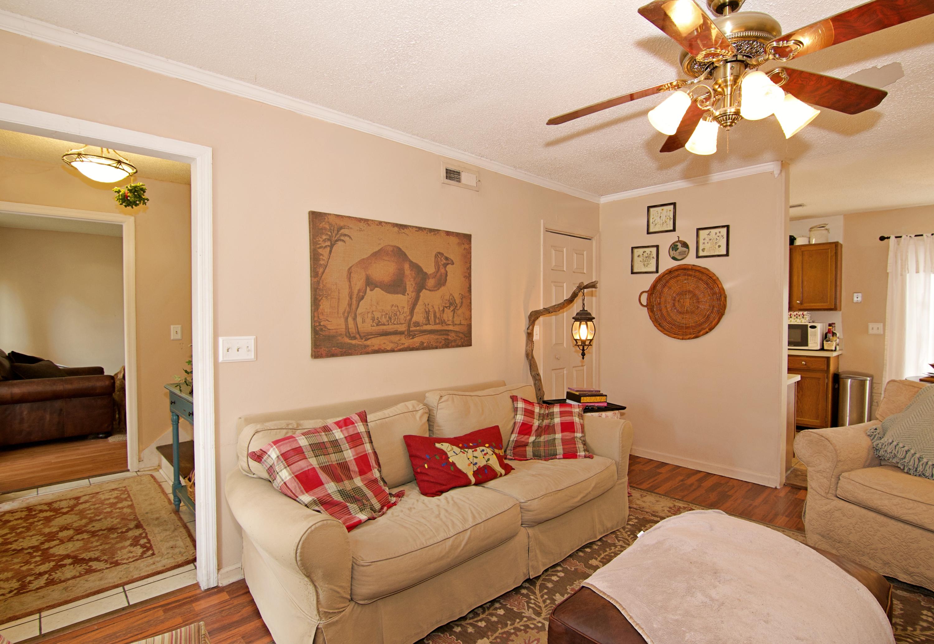 427 Hamlet Road Summerville, SC 29485 - Photo 6 of 31 12