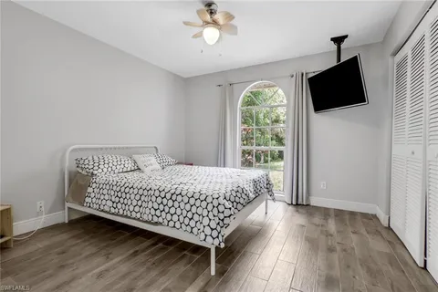 $649,900 | 4974 Hawthorn Woods Way, Naples, FL 34116