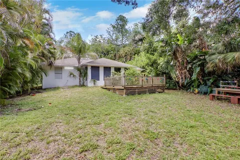 $649,900 | 4974 Hawthorn Woods Way, Naples, FL 34116