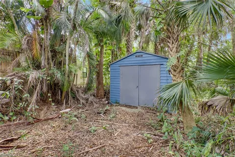 $649,900 | 4974 Hawthorn Woods Way, Naples, FL 34116