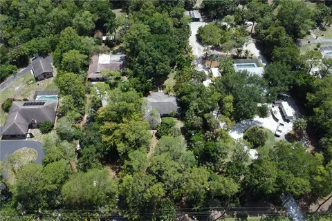 $649,900 | 4974 Hawthorn Woods Way, Naples, FL 34116