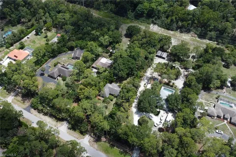 $649,900 | 4974 Hawthorn Woods Way, Naples, FL 34116