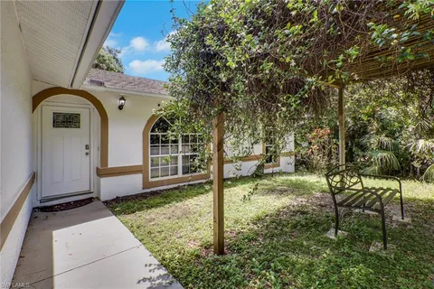 $649,900 | 4974 Hawthorn Woods Way, Naples, FL 34116