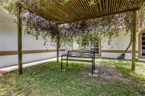 $649,900 | 4974 Hawthorn Woods Way, Naples, FL 34116