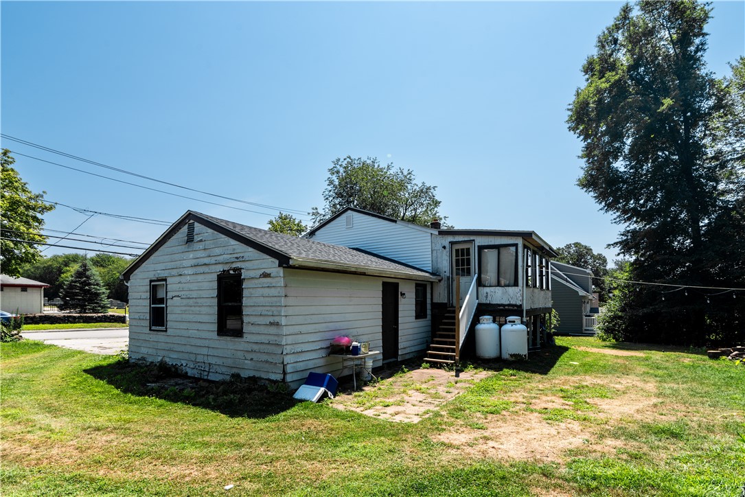 114 Burlingame Road West Warwick, RI 02893 - Photo 6 of 10