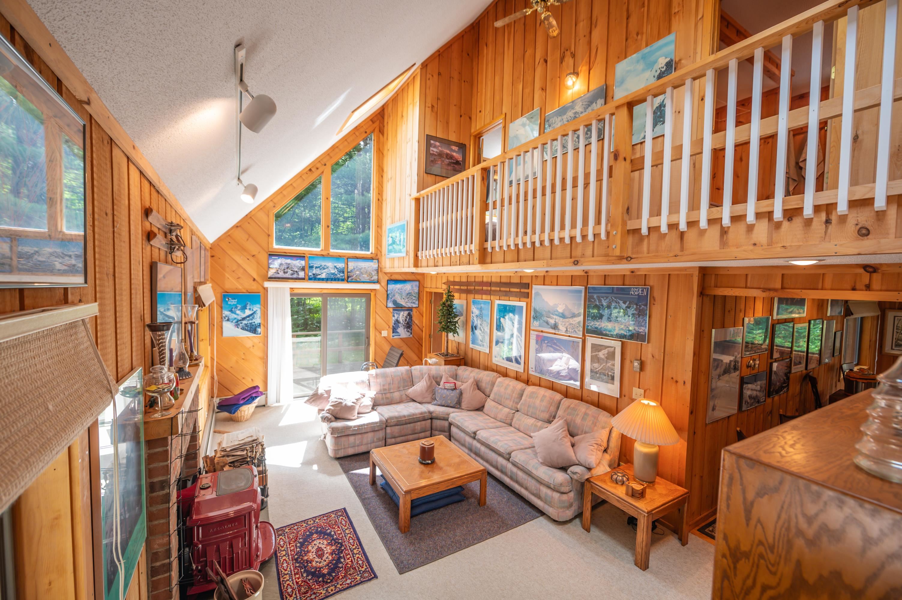 6 Stugger Road West Dover, VT 05356 - Photo 2 of 19