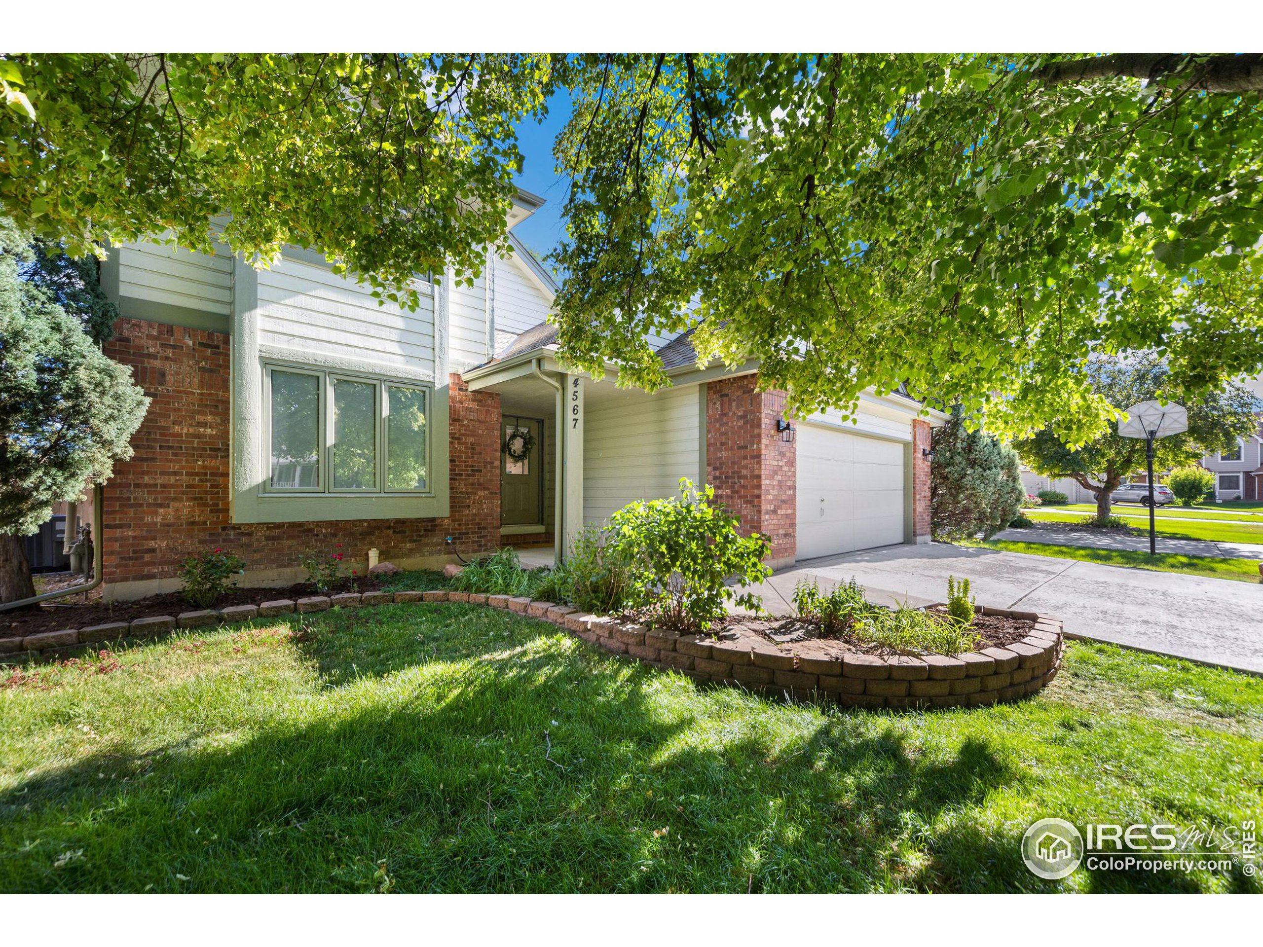 4567 Seaboard Ln  