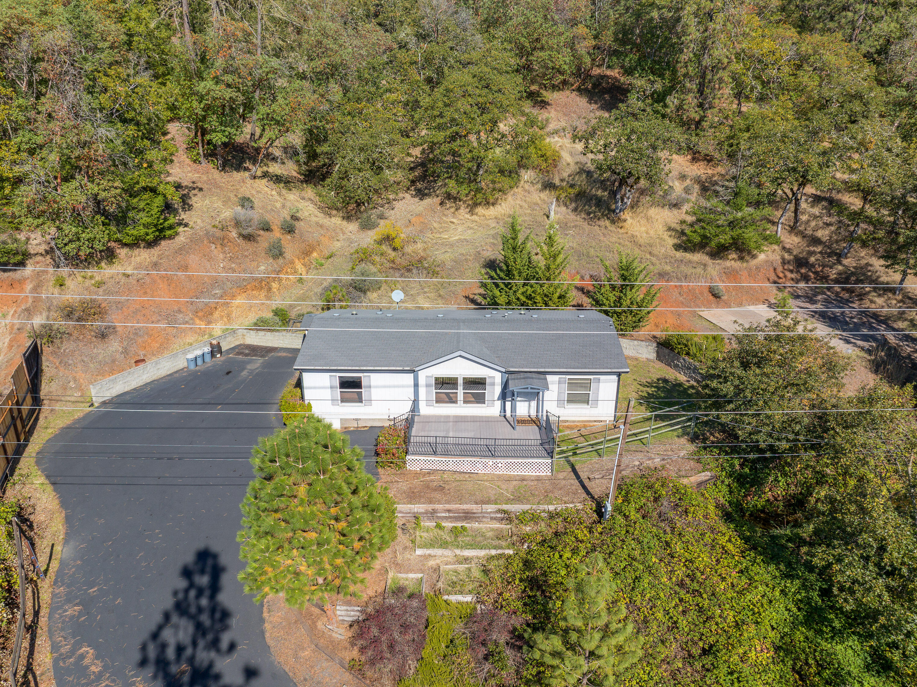 7820 North Applegate Road Grants Pass, OR 97527 - Photo 34 of 35 7820NApplegateRd-040