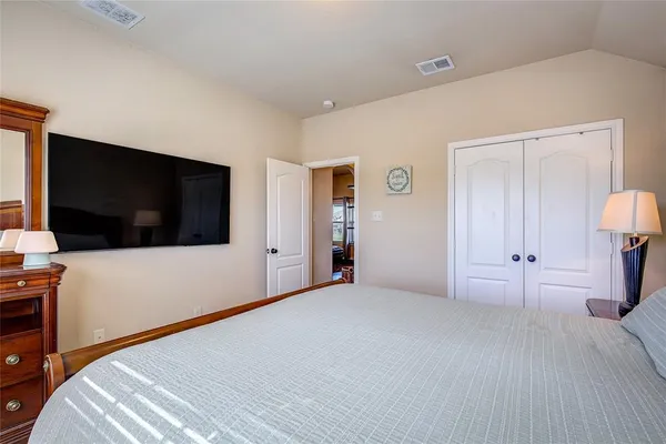 $440,000 | 515 Hubbard Circle, Nevada, TX 75173