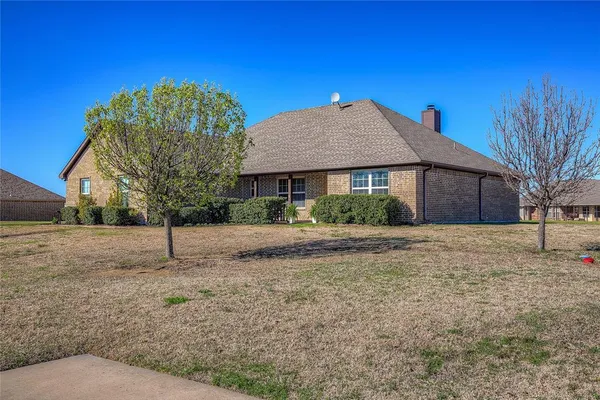 $440,000 | 515 Hubbard Circle, Nevada, TX 75173