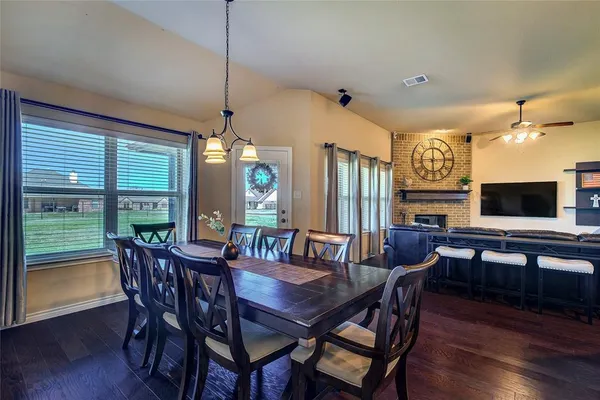 $440,000 | 515 Hubbard Circle, Nevada, TX 75173